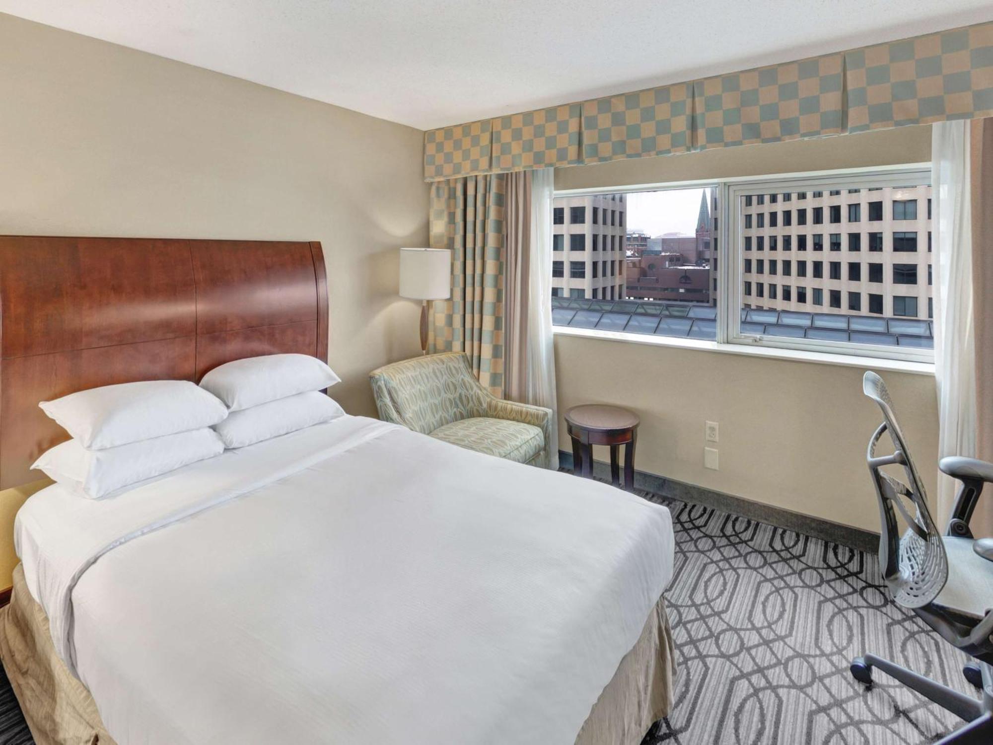 Doubletree By Hilton St Paul Downtown Hotel Saint Paul Exterior foto